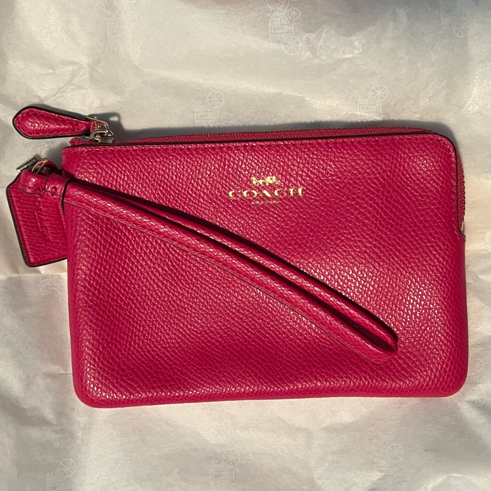 Coach Fuchsia Leather Wristlet